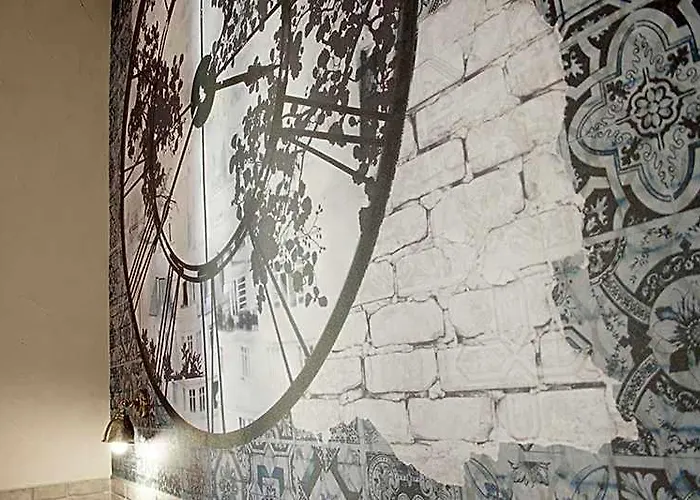 Agora 3*